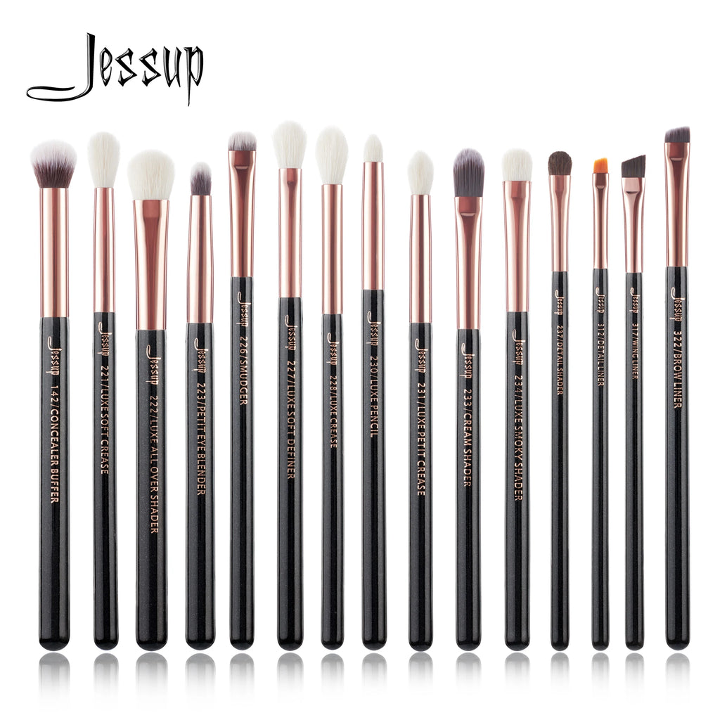 Professional Makeup Brush Set - 15 Pieces
