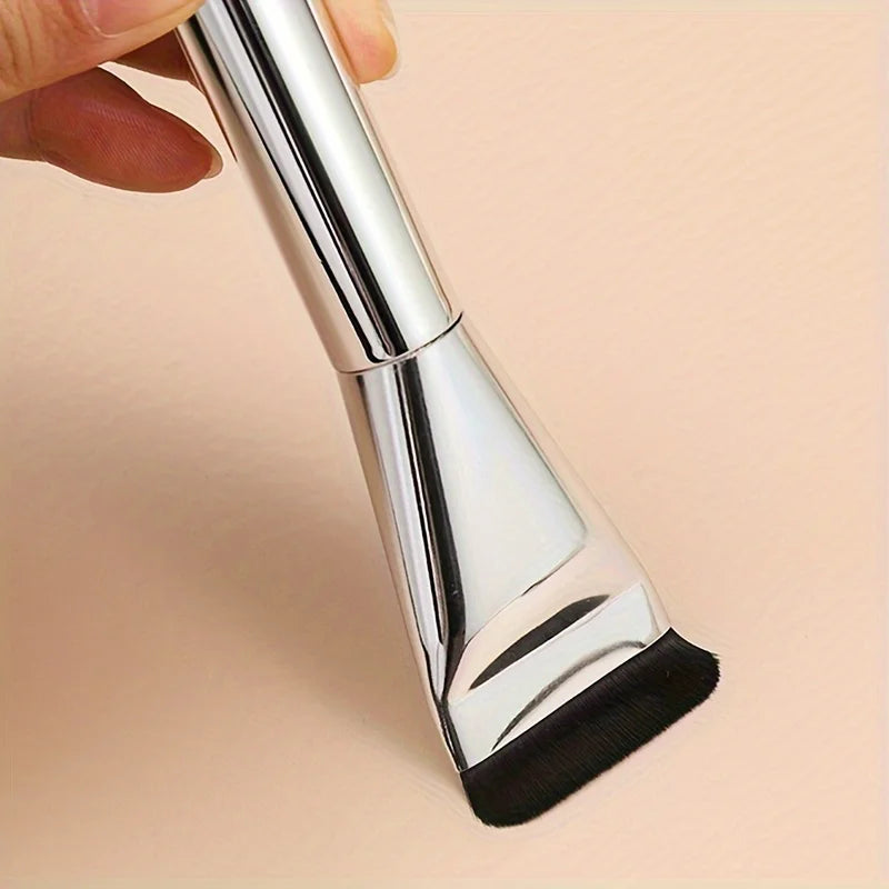 Oval Foundation Brush - Professional