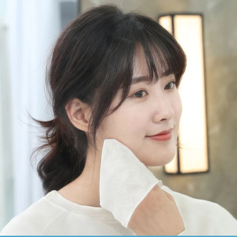 Disposable Facial Cleansing Towels - 100 Pack