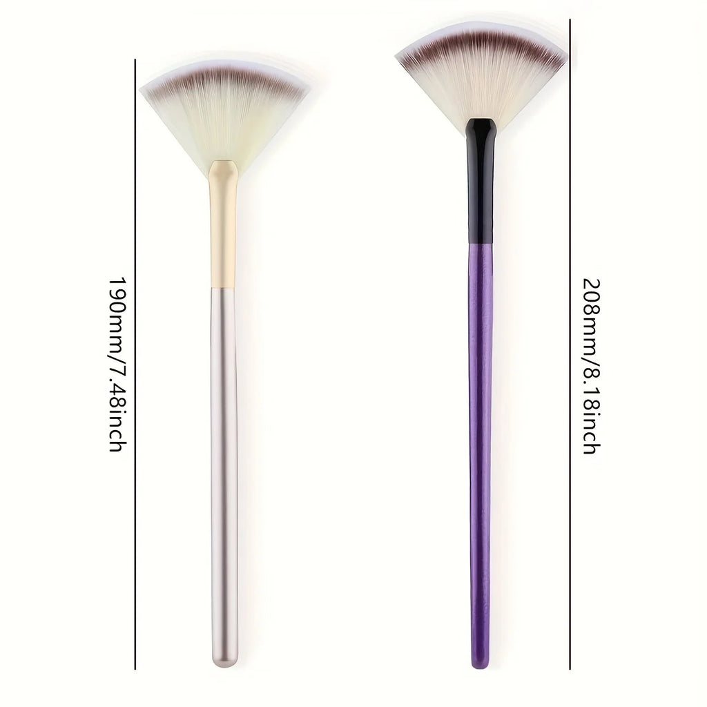 Fan Highlighter Brush - Professional